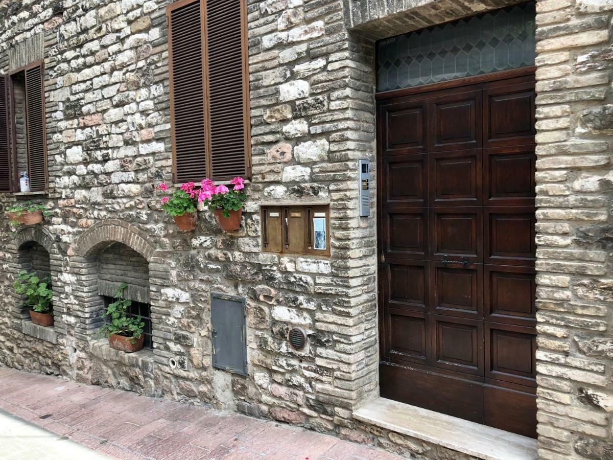 Ferienwohnung La Mansarda Assisi Exterior foto